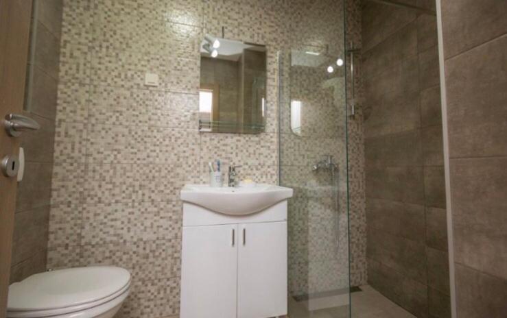 Apartment Melaiv *