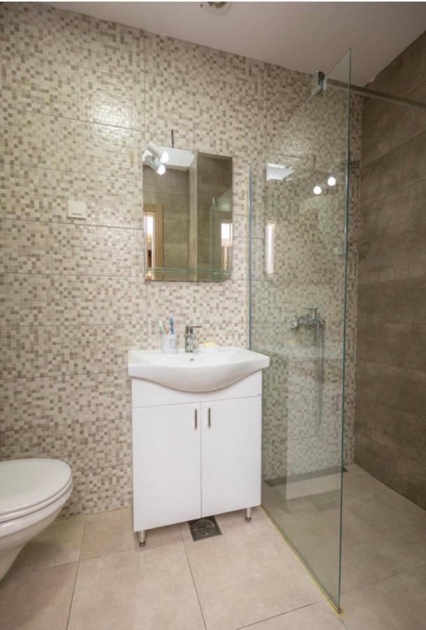 Melaiv Apartman Kotor